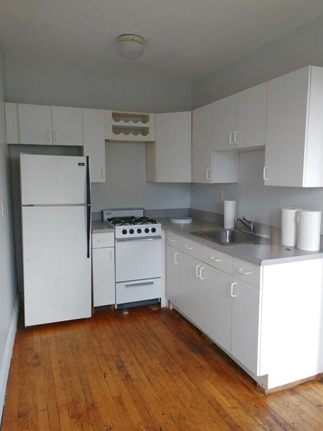 329 Harvard St, Unit 1 in Cambridge, MA - Building Photo - Building Photo