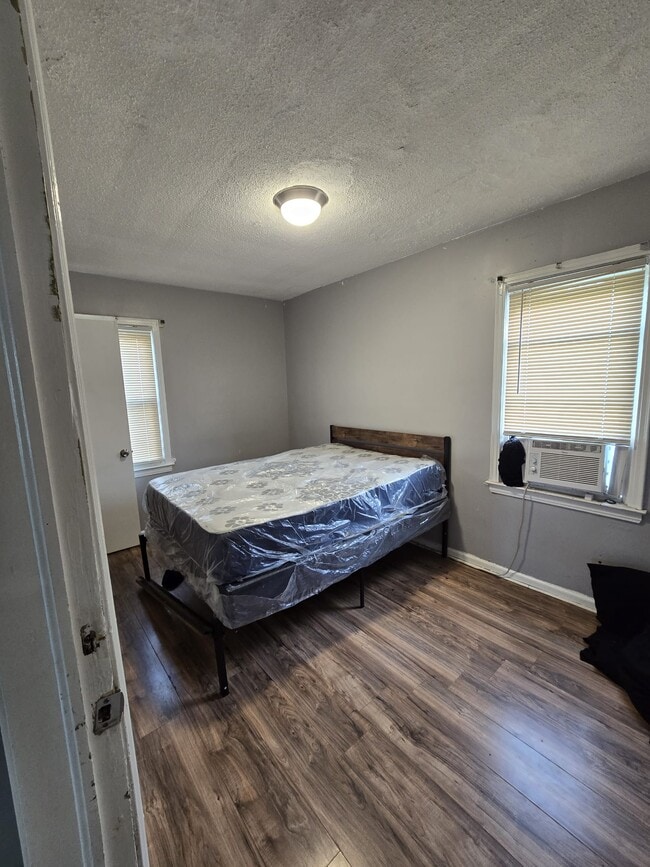 property at 27131 New York St