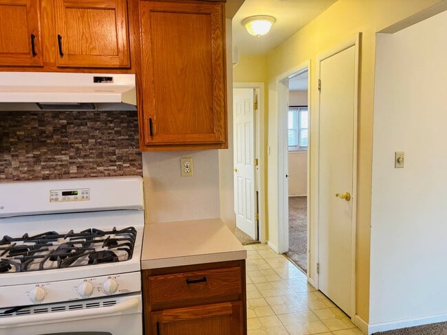 220 Mountainview Ave in Staten Island, NY - Building Photo - Building Photo