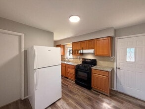 5469 Aspen Ave in Portage, IN - Building Photo - Building Photo