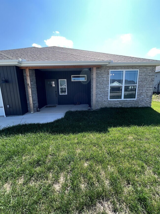 85 SE 451st Rd in Warrensburg, MO - Building Photo - Building Photo