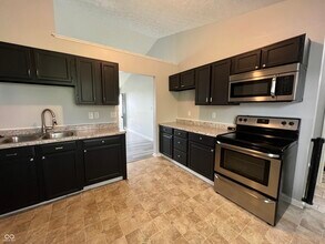 191 Westridge Pl in Greenwood, IN - Building Photo - Building Photo