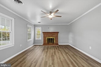 130 Cox Rd in Huntingtown, MD - Building Photo - Building Photo