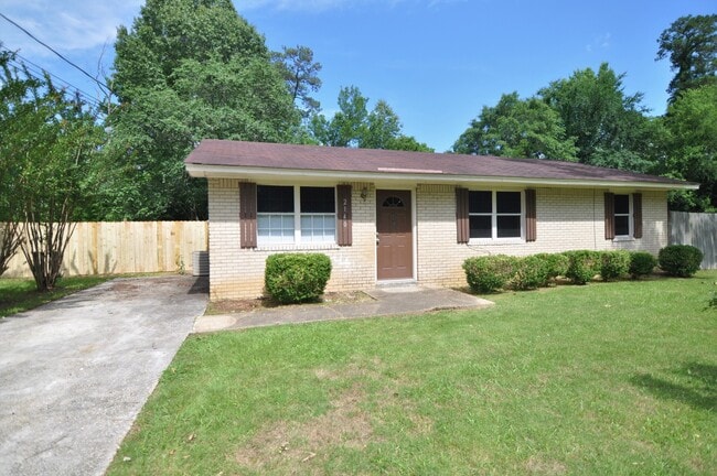 property at 2140 Cherrywood Dr