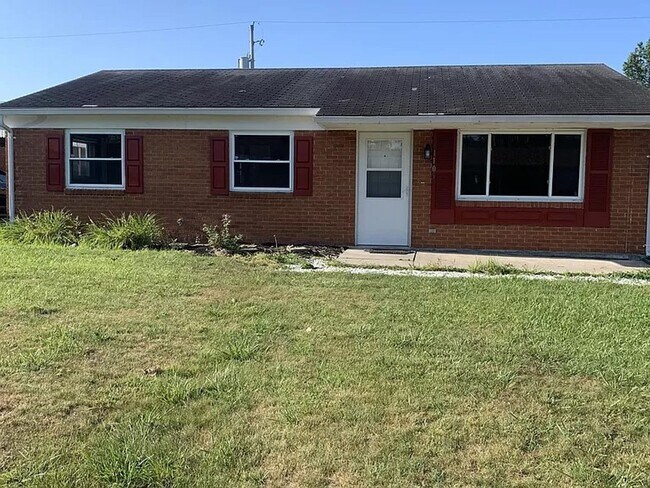 property at 1109 Bahama Dr