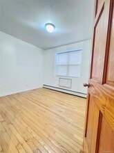 130-23 58th Rd in Queens, NY - Building Photo - Building Photo