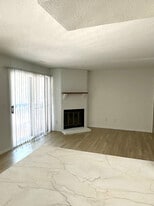 Willow Ridge Apartments in Iowa City, IA - Building Photo