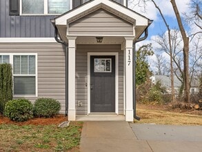 117 Oak St in Greer, SC - Building Photo - Building Photo