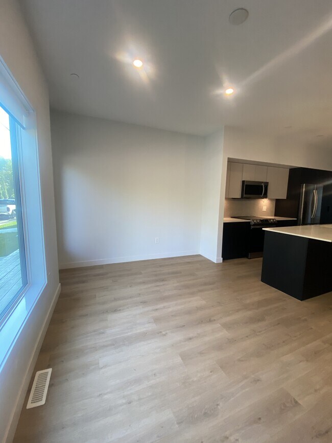 KL28-KL27 Street SW in Calgary, AB - Building Photo - Building Photo