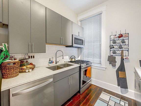 property at 1410 Main St