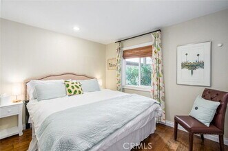 401 Onda in Newport Beach, CA - Building Photo - Building Photo