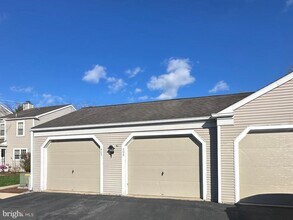 406 Barrington Ct in Palmyra, PA - Building Photo - Building Photo