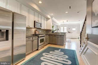 81 W West St in Baltimore, MD - Foto de edificio - Building Photo