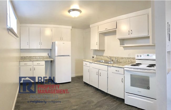 355 S Hayes Ave in Pocatello, ID - Building Photo - Building Photo