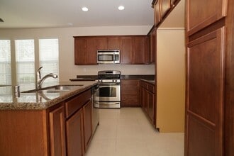 169 Talmont Cir in Roseville, CA - Building Photo - Building Photo