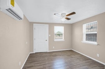 7182 Ponce Dr in El Paso, TX - Building Photo - Building Photo