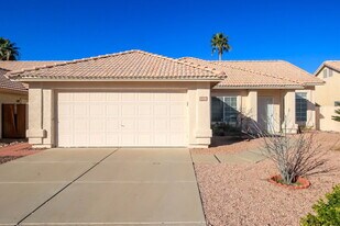 1350 W Gary Dr in Chandler, AZ - Building Photo