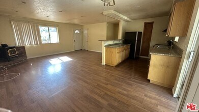 2100 Zermatt Dr in Pine Mountain Club, CA - Building Photo - Building Photo