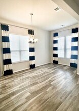 5005 Drovers Path in Saint Hedwig, TX - Building Photo - Building Photo