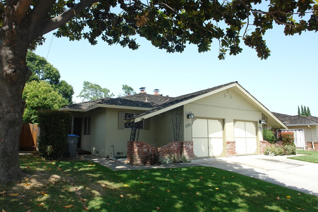 505-503 Westlake Dr in San Jose, CA - Foto de edificio