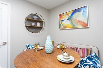Hidden Creek Village in Fayetteville, NC - Building Photo - Interior Photo