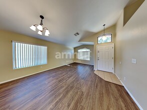 60386 E Old Spur Pl in Tucson, AZ - Building Photo - Building Photo