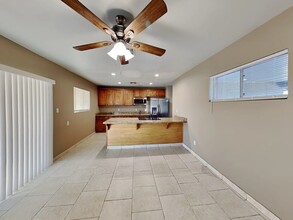 5046 W Tuckey Ln in Glendale, AZ - Building Photo - Building Photo