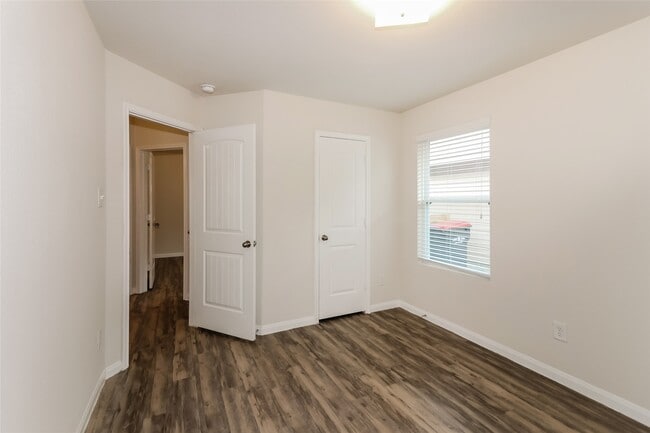 property at 5438 Comel Ct