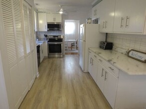618 E Sabiston Dr in Swansboro, NC - Building Photo - Building Photo