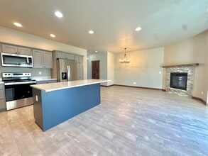 1306 Fozzie Ln in Belgrade, MT - Building Photo - Building Photo