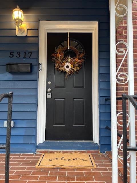 5317 Leverett St in Oxon Hill, MD - Foto de edificio - Building Photo