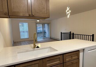 1065 University Ave, Unit 113 in Boulder, CO - Building Photo - Building Photo
