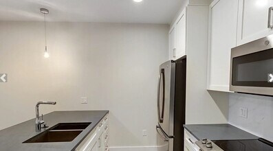 434 McGrath Hwy in Somerville, MA - Building Photo - Building Photo