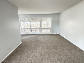 866 Warrington Rd in Akron, OH - Building Photo - Building Photo