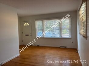 726 Fairview Rd in Asheville, NC - Building Photo - Building Photo