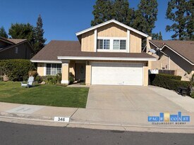 346 Hilltop Ln in Brea, CA - Building Photo