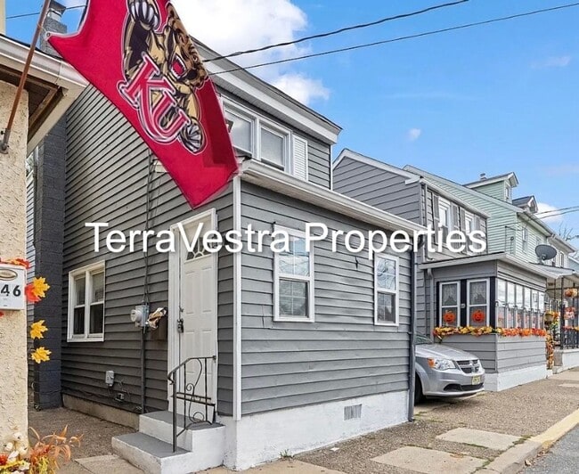 248 S Broadway in Gloucester City, NJ - Building Photo - Building Photo