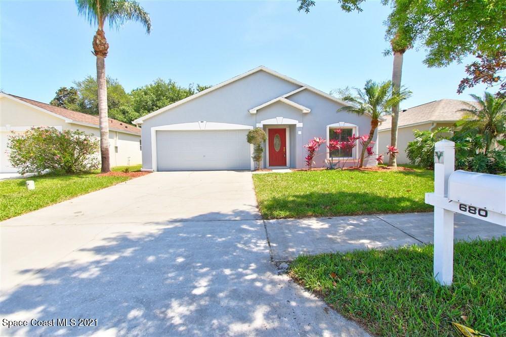 680 Wickham Lakes Dr in Melbourne, FL - Building Photo