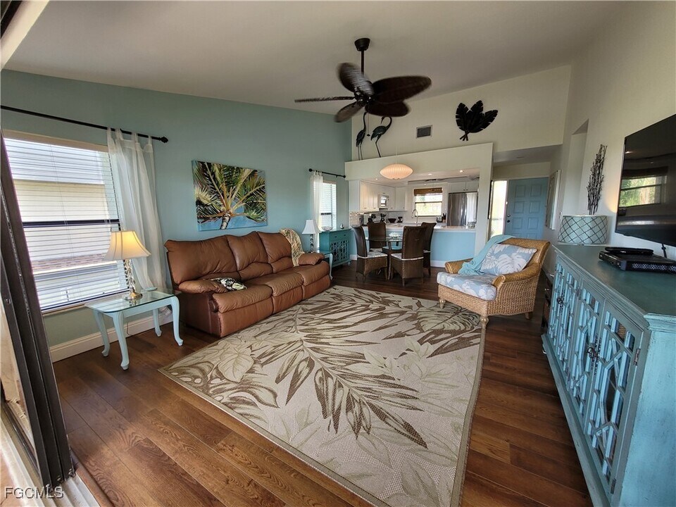 14509 Aeries Way Dr in Ft. Myers, FL - Building Photo