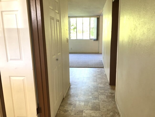 360 Kauila St in Hilo, HI - Building Photo - Building Photo