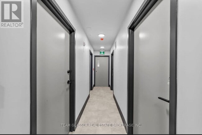 400 Scenic Dr in London, ON - Building Photo - Building Photo