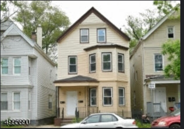 144 Steuben St, Unit Apt 2