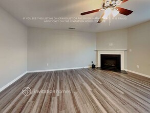 1942 Greenbrook Trl in Dallas, NC - Foto de edificio - Building Photo