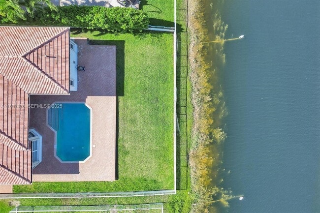 3360 SW 195th Terrace