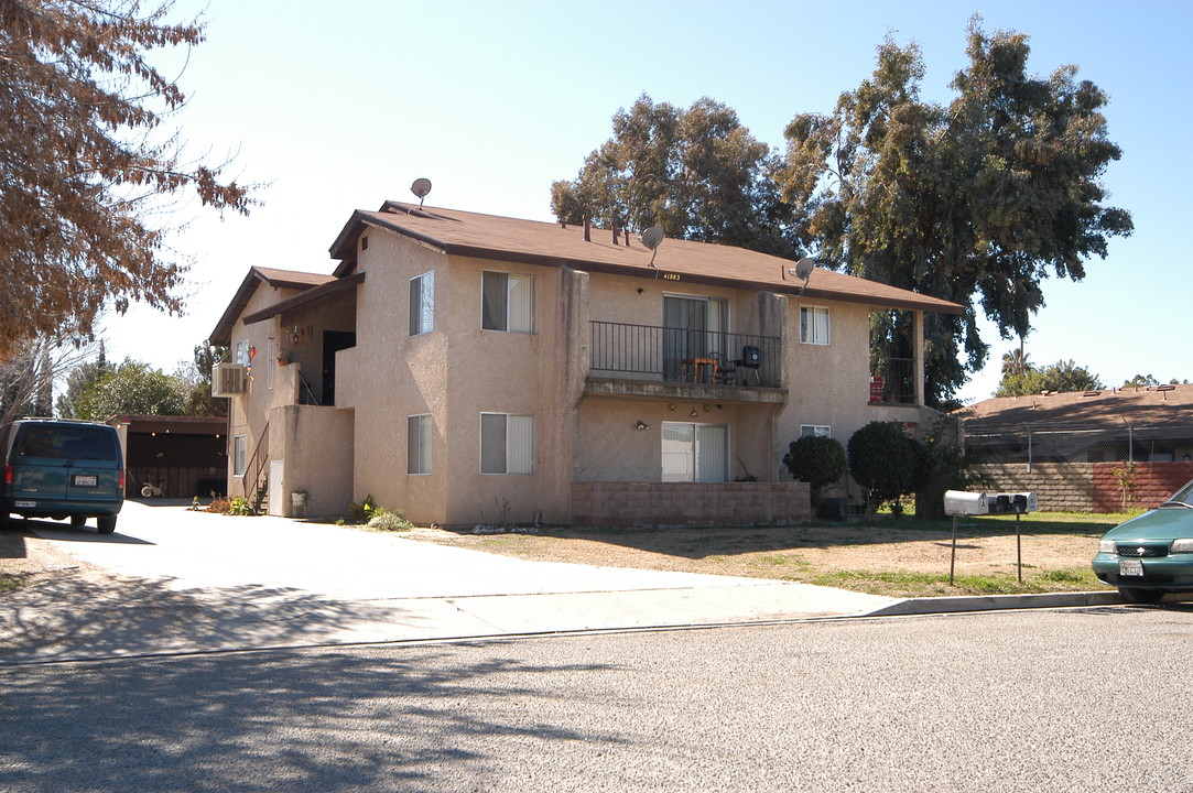 41883 Marine Dr in Hemet, CA - Building Photo