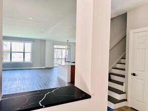 1875 Crenshaw Cir in Vernon Hills, IL - Building Photo - Building Photo