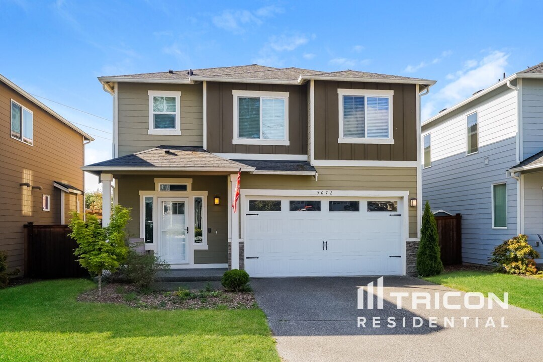 5072 NW Bear Paw Ct in Silverdale, WA - Building Photo
