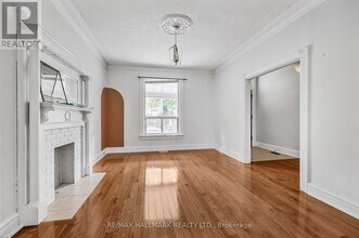 112 Wells St in Toronto, ON - Building Photo - Building Photo