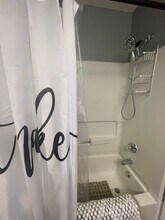 1241 University Ct, Unit 002 in Raleigh, NC - Building Photo - Building Photo