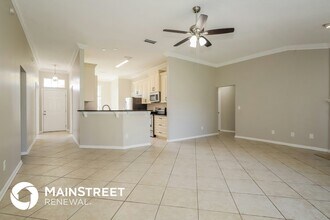 3738 Woodbriar Dr in Orange Park, FL - Building Photo - Building Photo